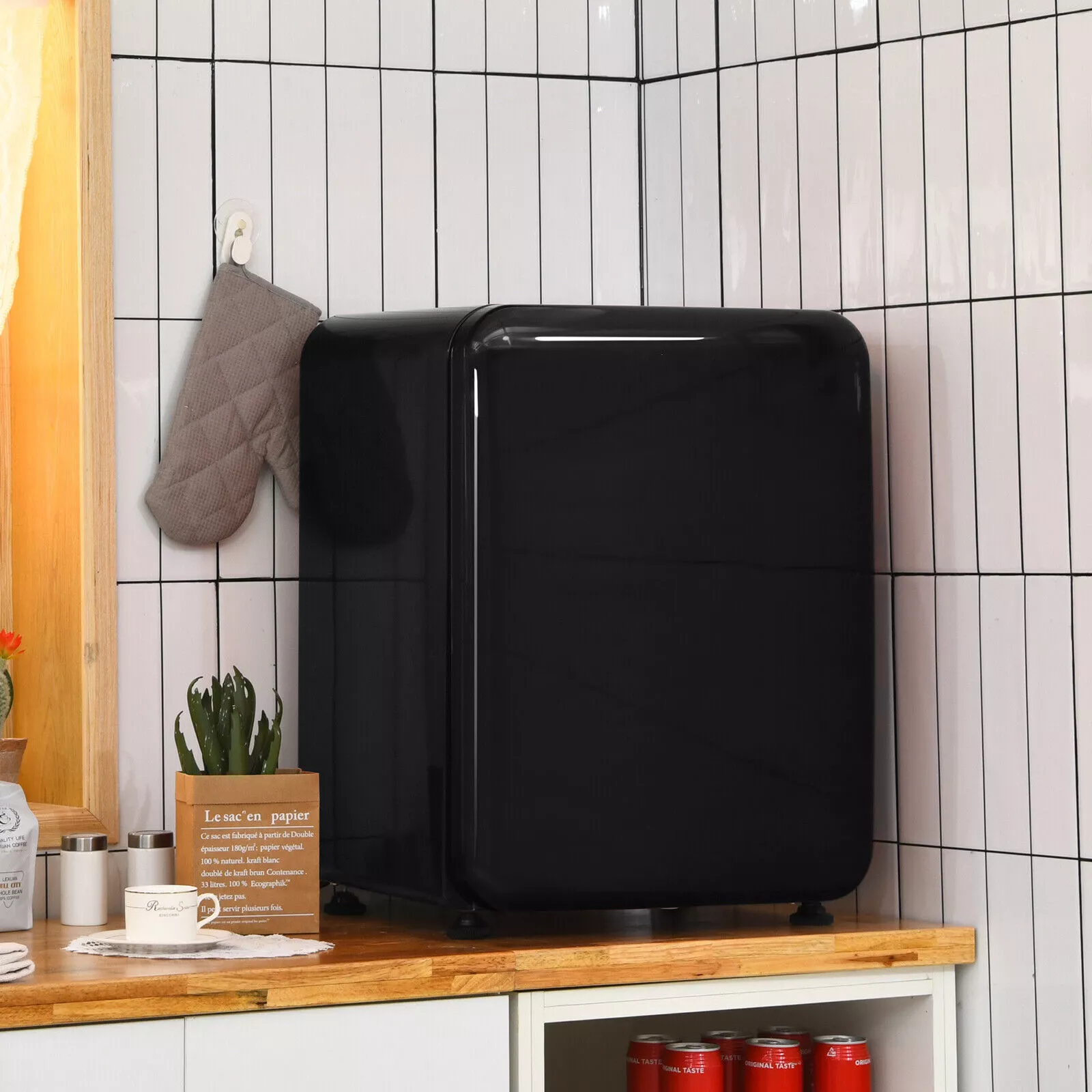 68L Bedroom Mini Drinks Fridge