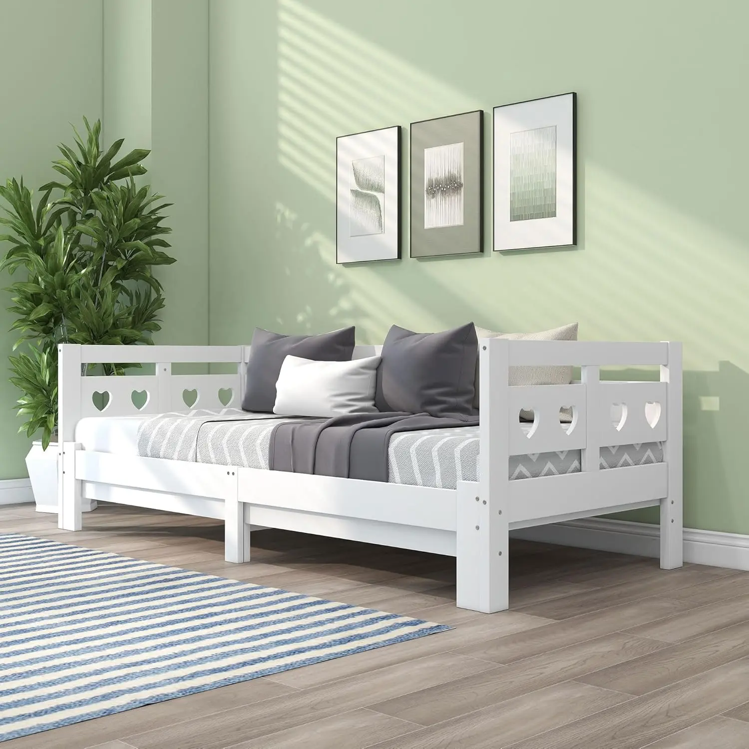 Beck Double Pull Out Day Bed - Image 5