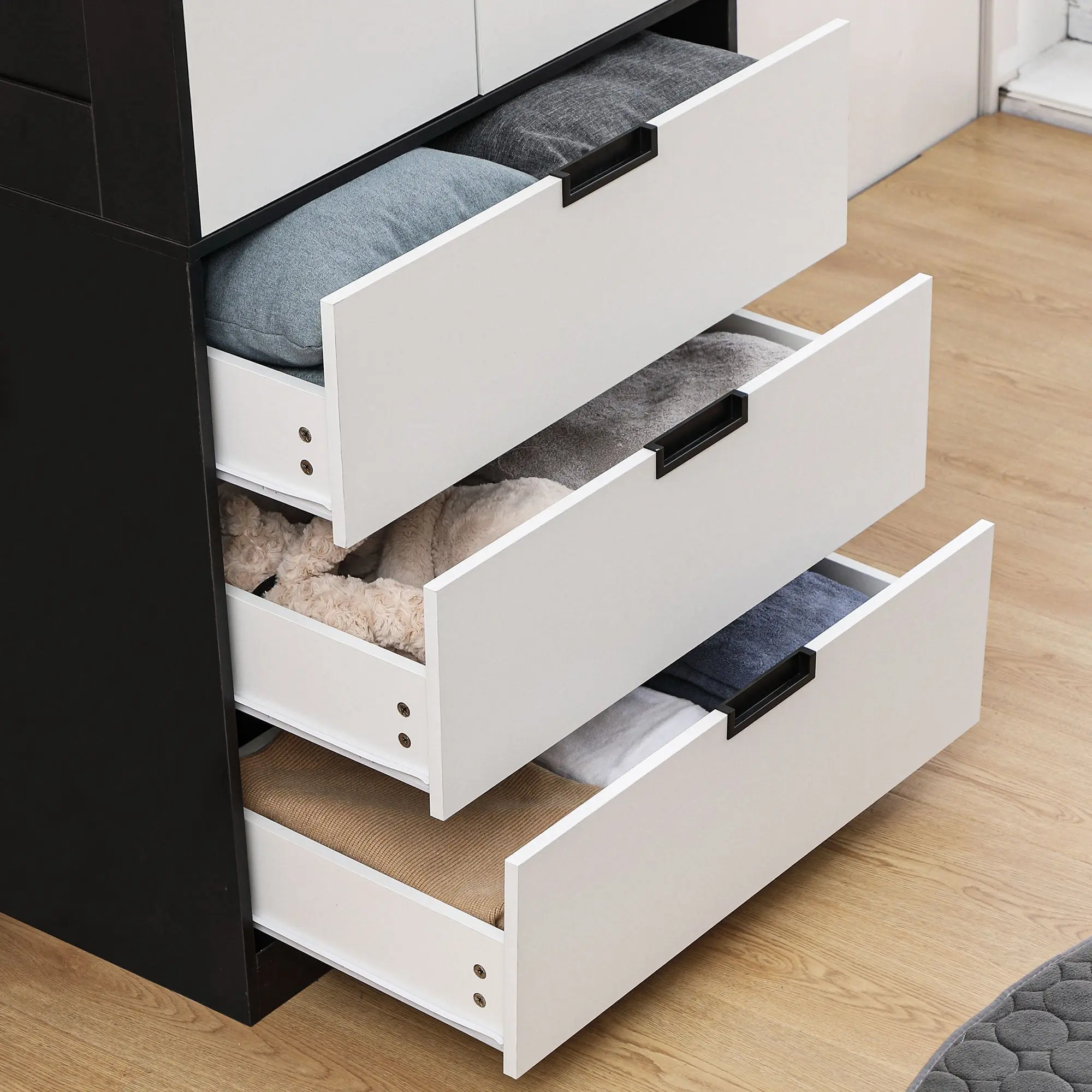 Bertha 2 Door Wardrobe With Drawers - Image 7