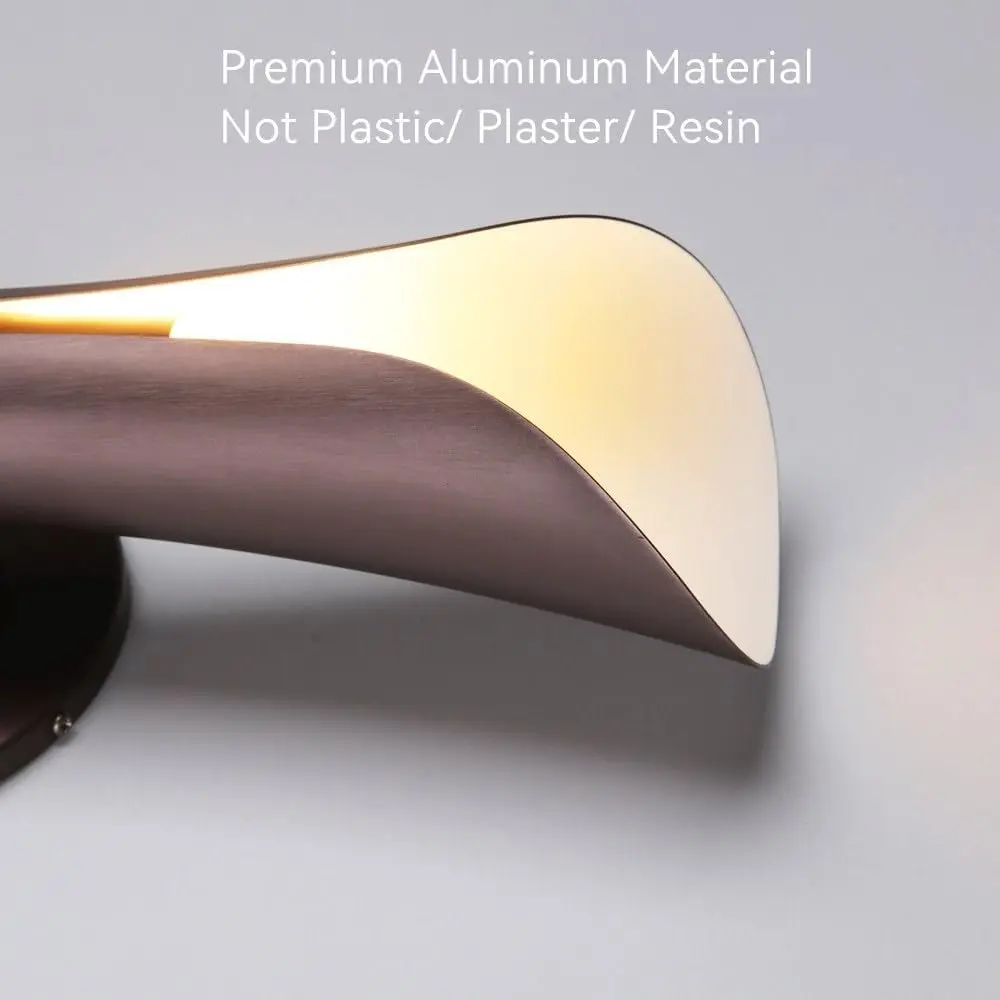 Curved Modern Wall Light - Image 3
