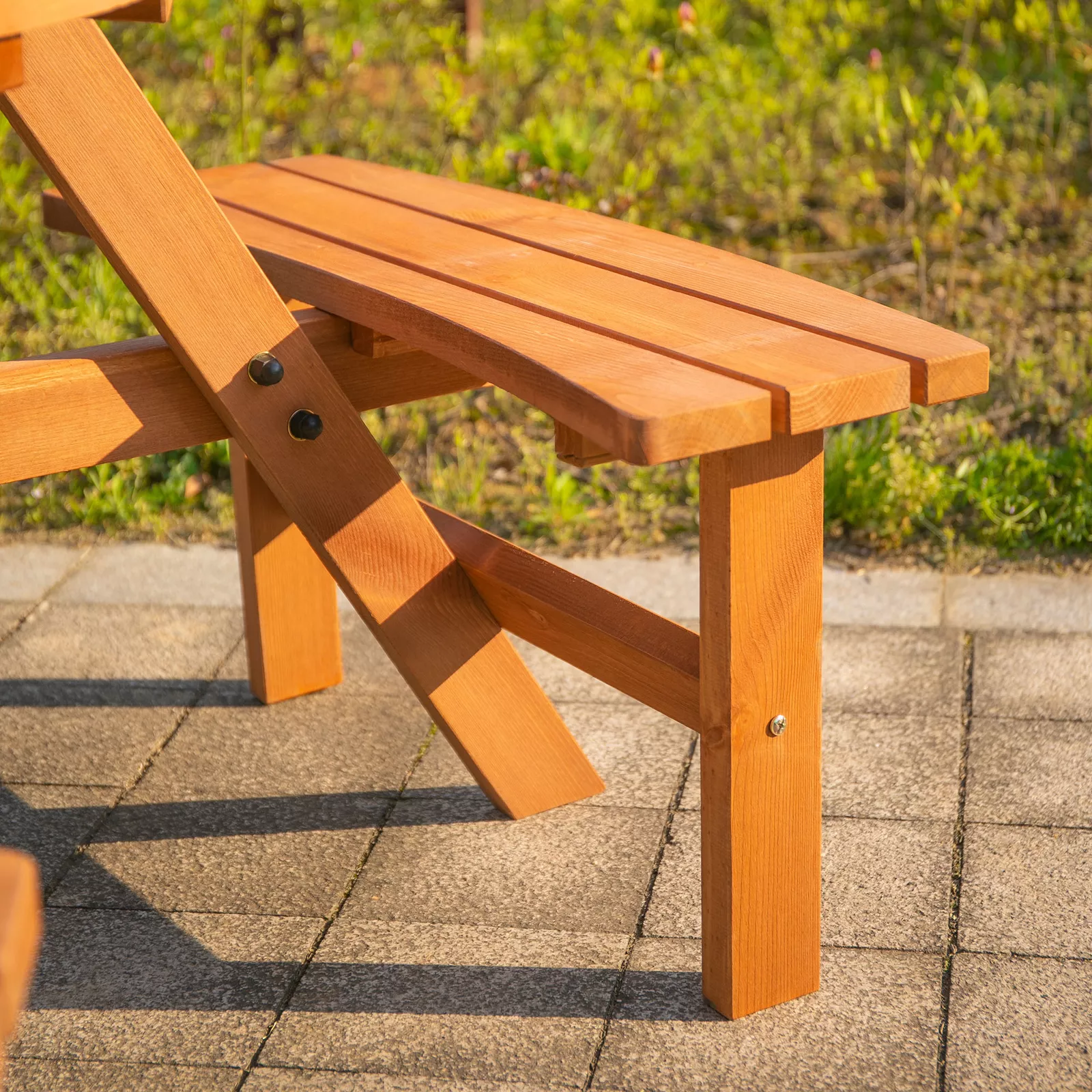Gilbert Round Picnic Bench Table - Image 7