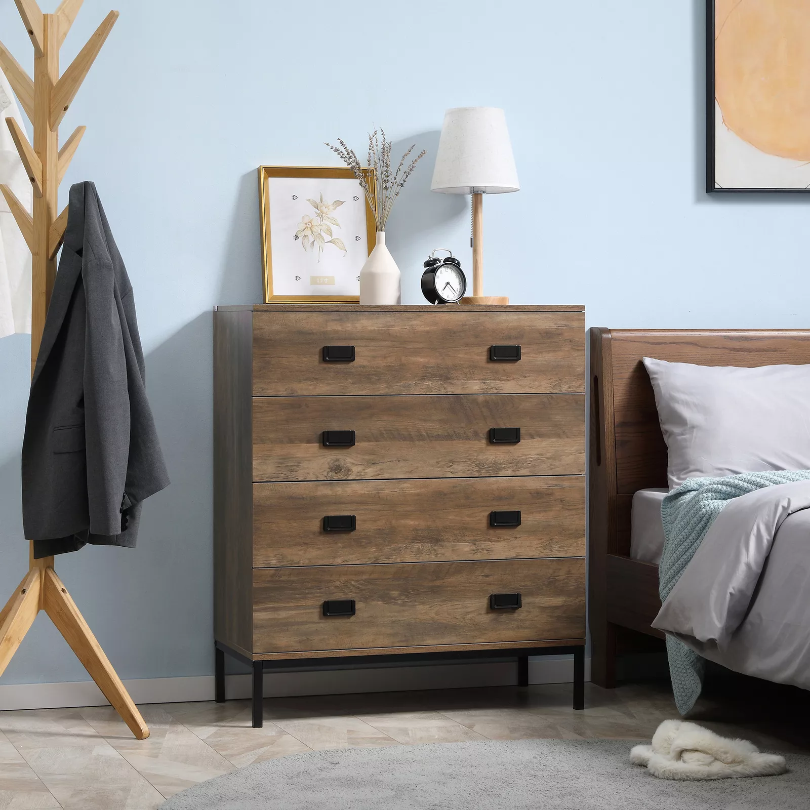 Levy Bedroom 4 Dresser Chest